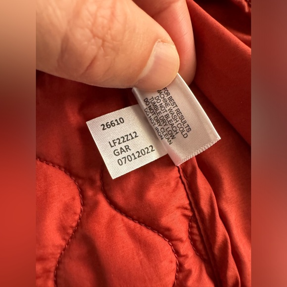 Peter Millar Blakely Quilted Travel Jacket Garnet Red Medium LF22Z12 Retail $235 - Picture 13 of 16